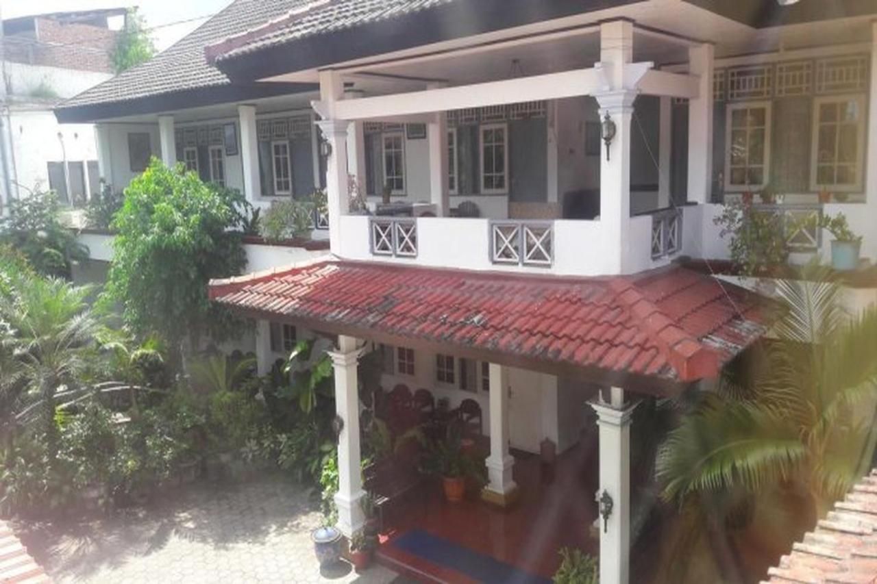 Hotel Airlangga Mataram Exterior foto