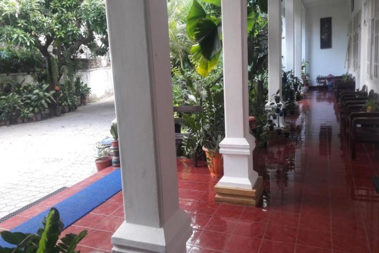 Hotel Airlangga Mataram Exterior foto